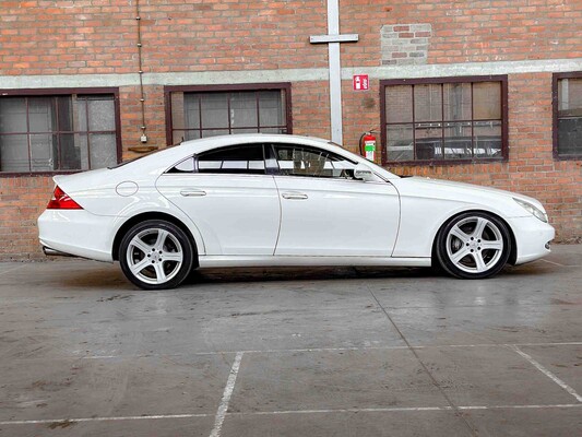 Mercedes-Benz CLS500 5.0 V8 306PS 2005 CL-Klasse Youngtimer