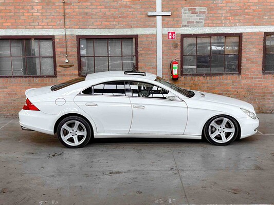 Mercedes-Benz CLS500 5.0 V8 306PS 2005 CL-Klasse Youngtimer