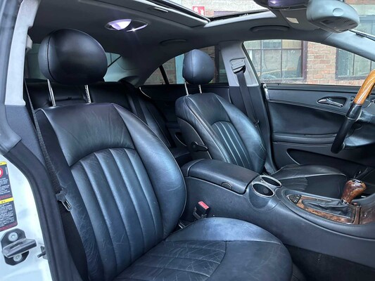 Mercedes-Benz CLS500 5.0 V8 306PS 2005 CL-Klasse Youngtimer