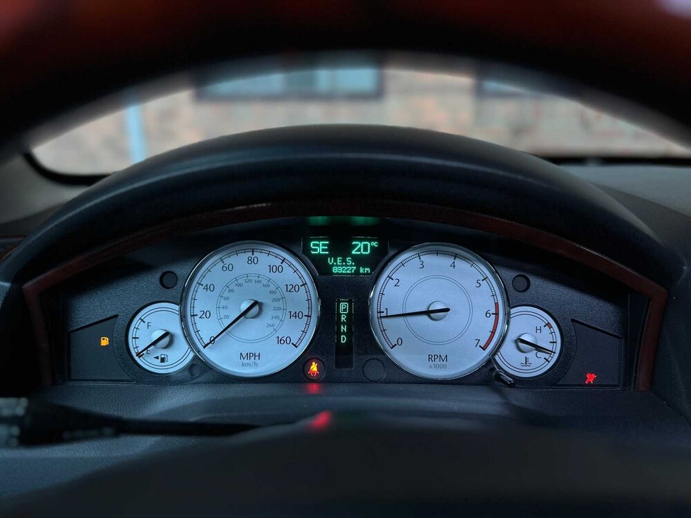 Chrysler 300C HEMI 5.7 V8 340hp 2006 Youngtimer