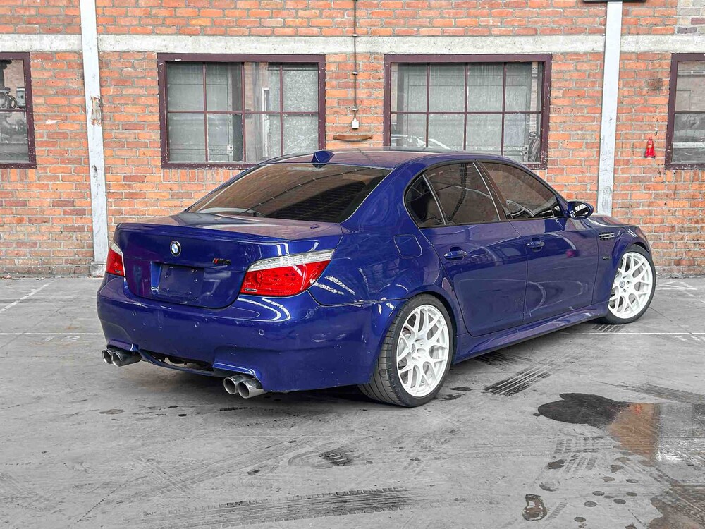 BMW M5 5.0 V10 E60 507hp 2008 5-series Youngtimer