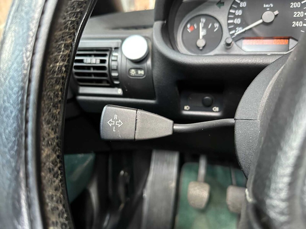 BMW Z3 Roadster 1.8 116hp 1996, 82-FR-BZ