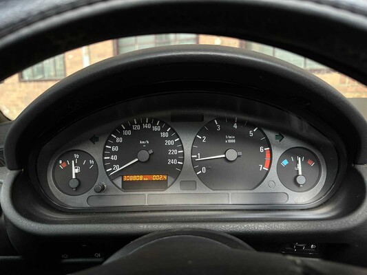 BMW Z3 Roadster 1.8 116PS 1996, 82-FR-BZ