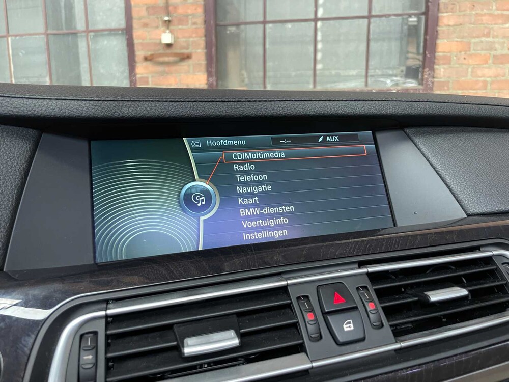 BMW ActiveHybrid7 F04 4.4 V8 465hp 2010 Youngtimer