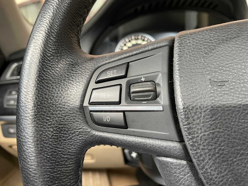 BMW ActiveHybrid7 F04 4.4 V8 465hp 2010 Youngtimer