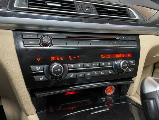BMW ActiveHybrid7 F04 4.4 V8 465PS 2010 Youngtimer