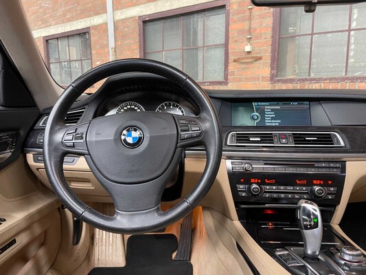 BMW ActiveHybrid7 F04 4.4 V8 465PS 2010 Youngtimer