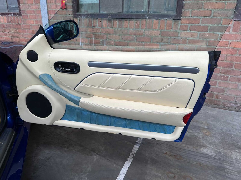 Maserati GranSport Coupé 4.2 V8 400hp 2005 Youngtimer