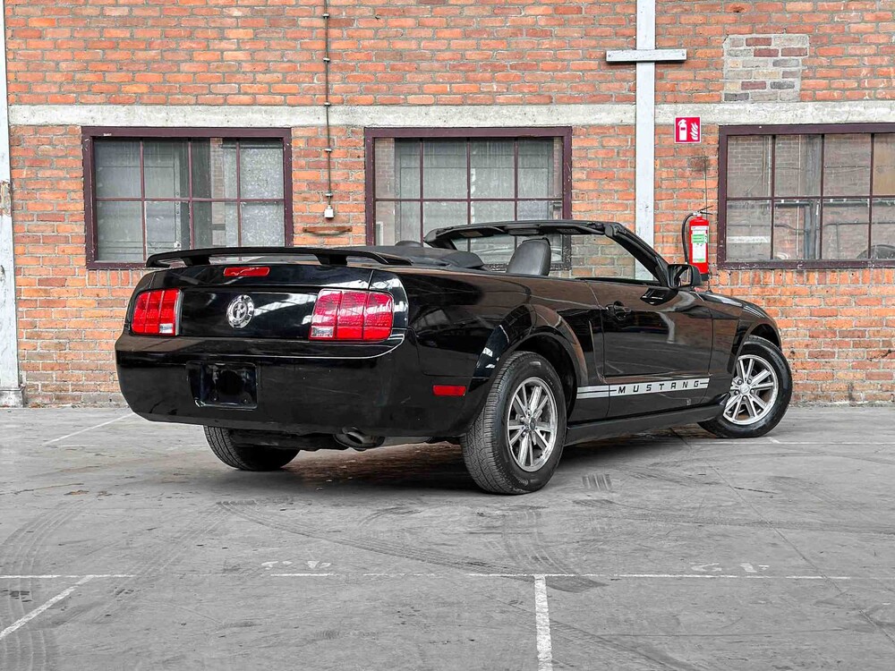 Ford Mustang Cabriolet 4.0 V6 214hp 2005