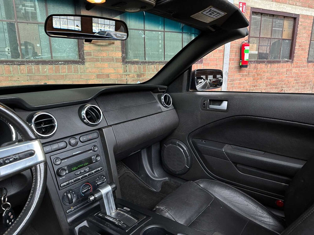Ford Mustang Cabriolet 4.0 V6 214hp 2005