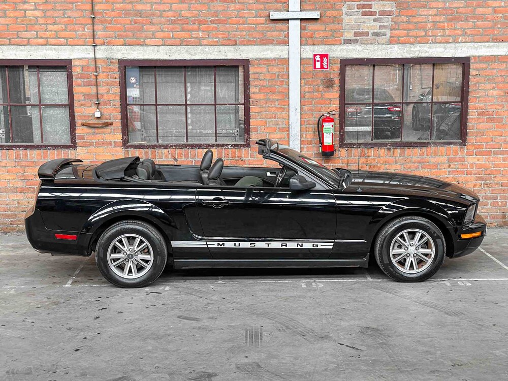 Ford Mustang Cabriolet 4.0 V6 214hp 2005