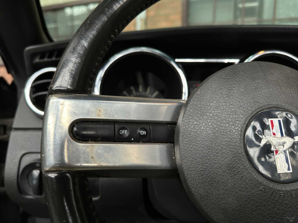 Ford Mustang Cabriolet 4.0 V6 214hp 2005