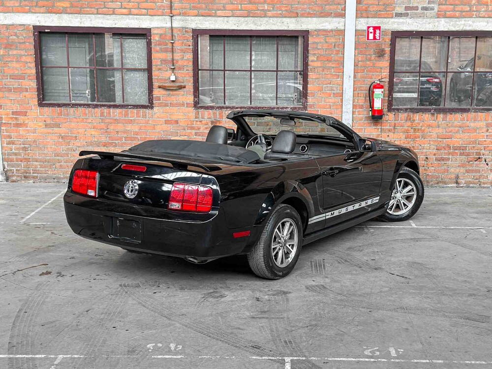 Ford Mustang Cabriolet 4.0 V6 214hp 2005