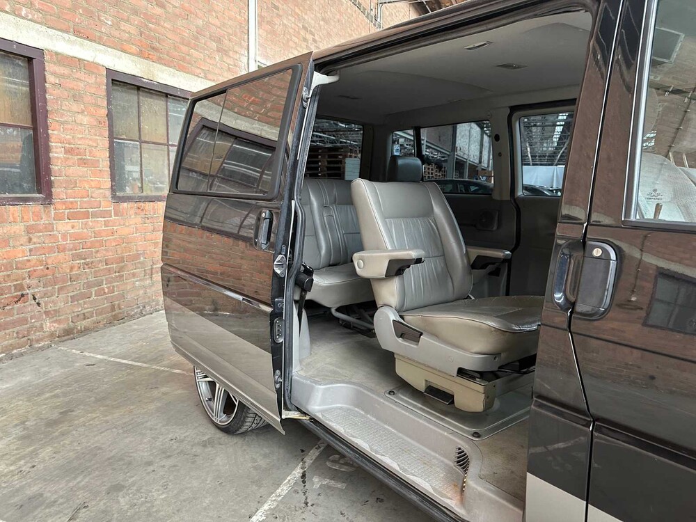 Volkswagen Caravelle VR6 2.8 V6 140hp (Transporter T4) 2000 Youngtimer