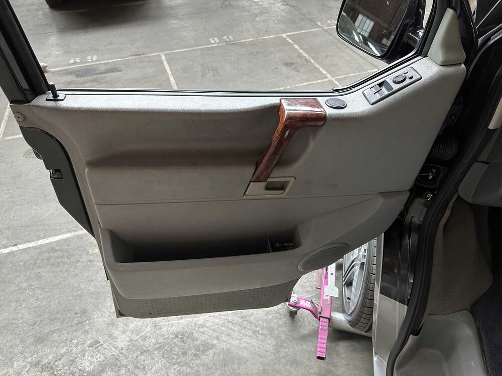 Volkswagen Caravelle VR6 2.8 V6 140hp (Transporter T4) 2000 Youngtimer