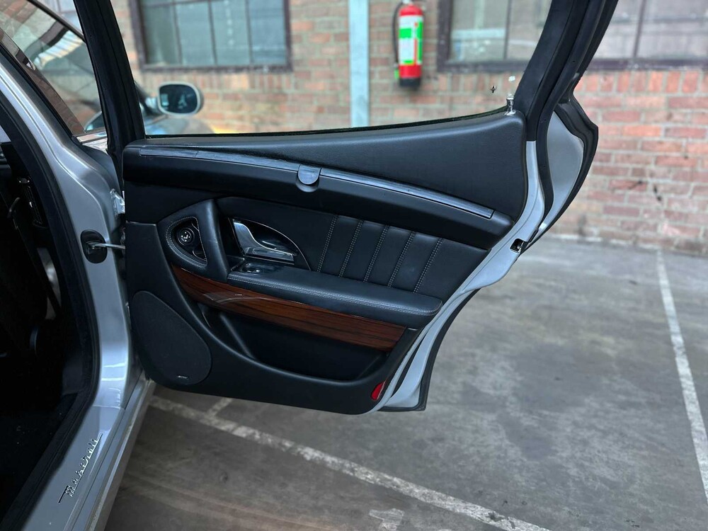 Maserati Quattroporte 4.2 V8 401hp 2005, Z-476-JX Youngtimer