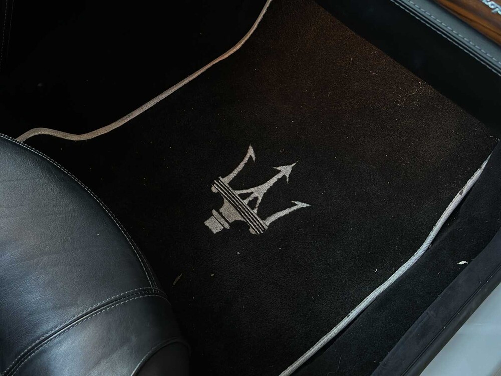 Maserati Quattroporte 4.2 V8 401hp 2005, Z-476-JX Youngtimer