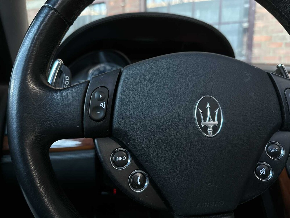 Maserati Quattroporte 4.2 V8 401hp 2005, Z-476-JX Youngtimer