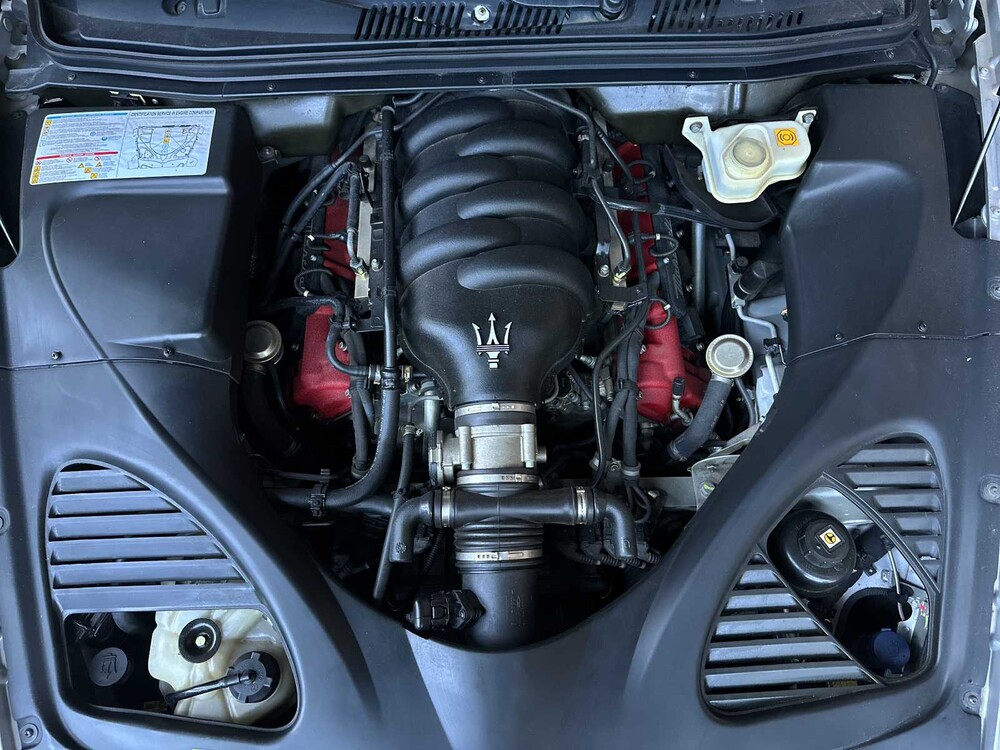 Maserati Quattroporte 4.2 V8 401hp 2005, Z-476-JX Youngtimer