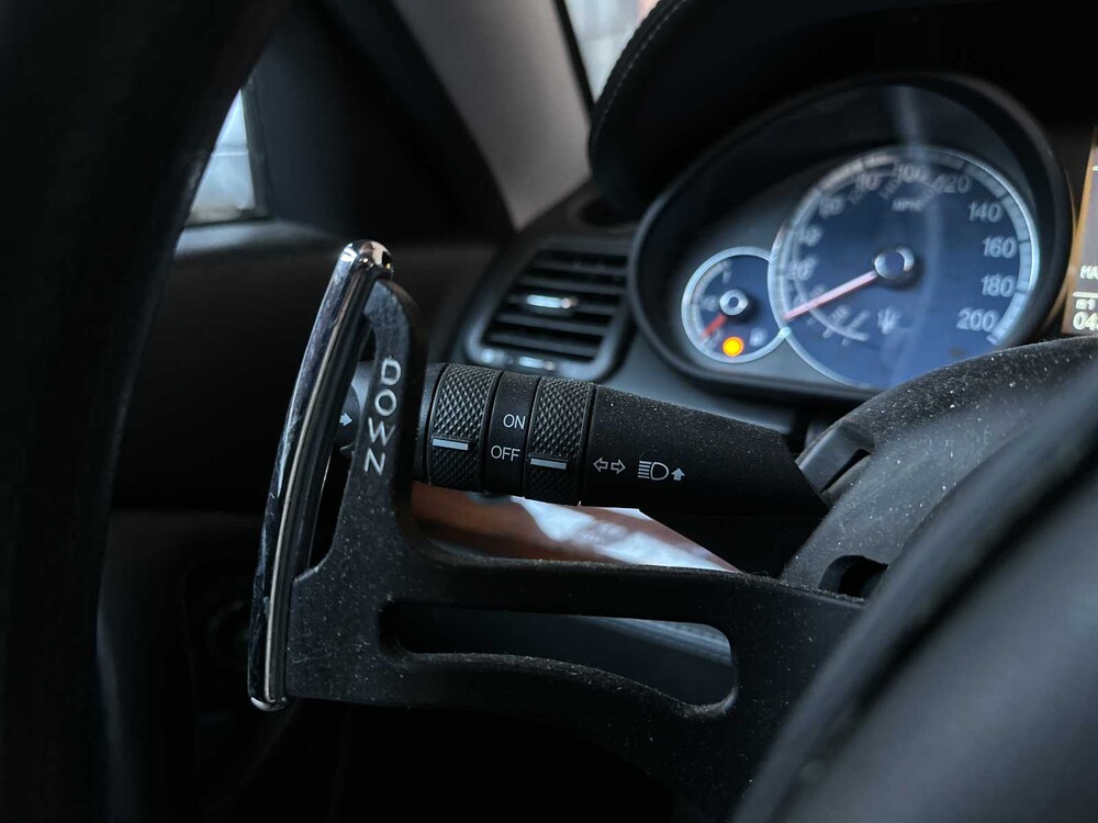 Maserati Quattroporte 4.2 V8 401hp 2005, Z-476-JX Youngtimer