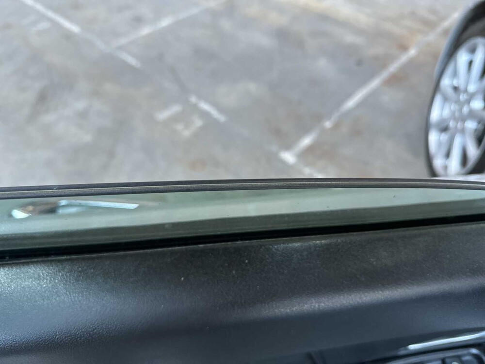 Maserati Quattroporte 4.2 V8 401hp 2005, Z-476-JX Youngtimer