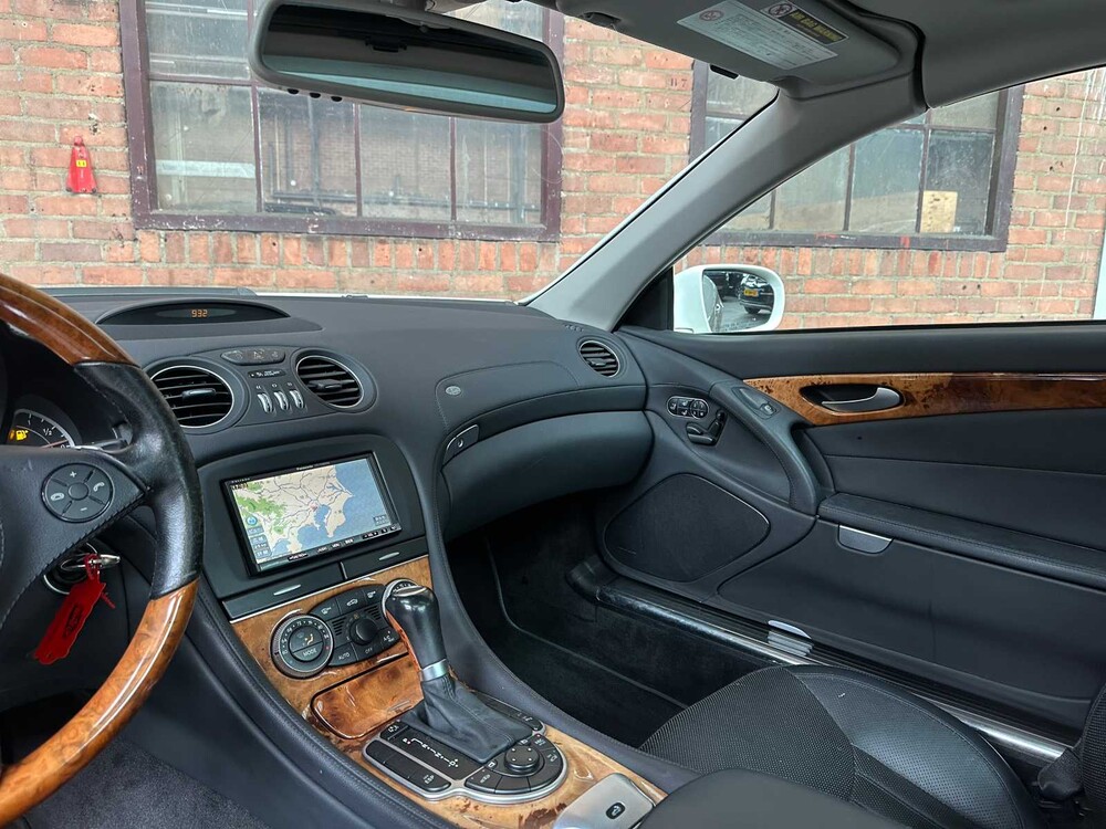 Mercedes-Benz SL500 AMG 5.5 V8 388HP 2009 SL-Class Youngtimer