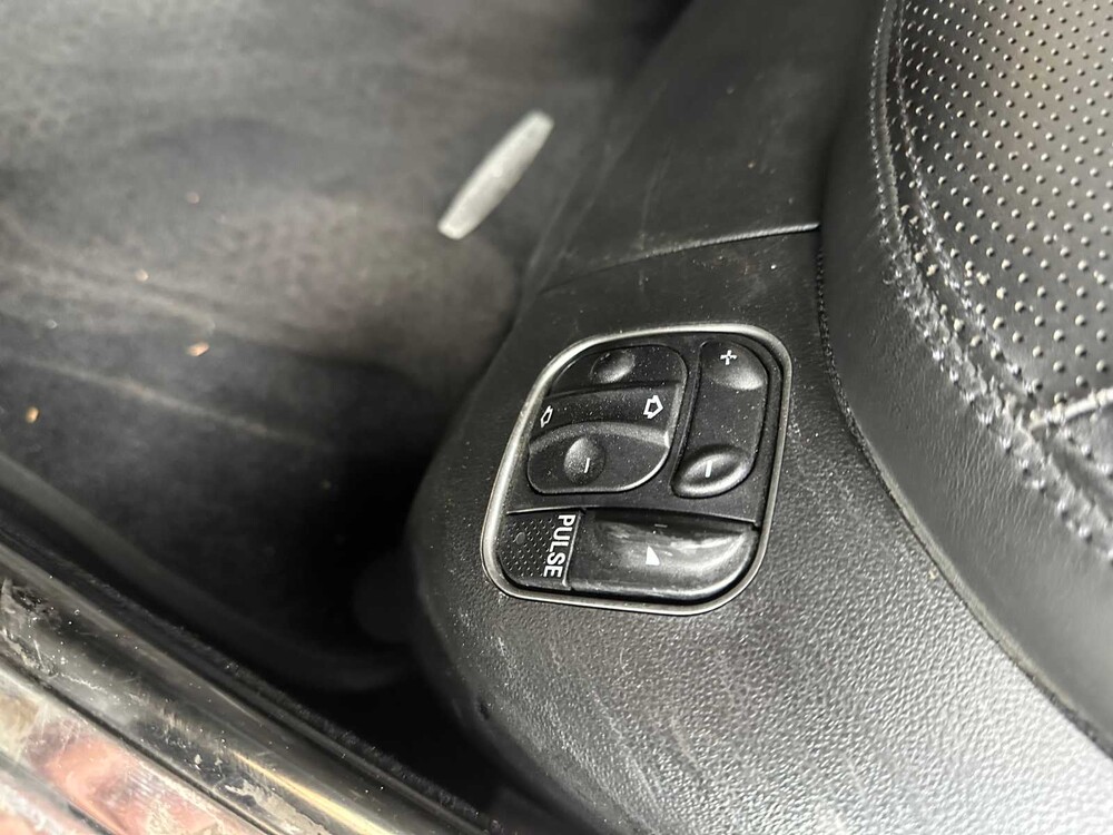 Mercedes-Benz SL500 AMG 5.5 V8 388HP 2009 SL-Class Youngtimer