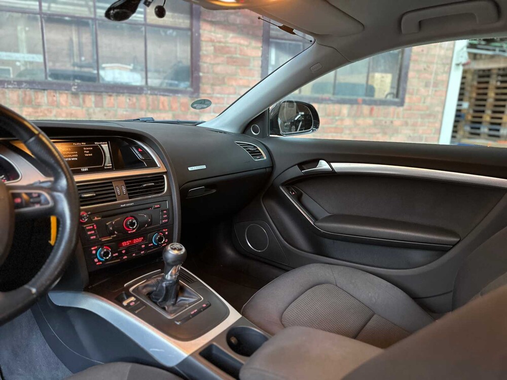 Audi - A5 Coupe - 3.2 FSI quattro - Car