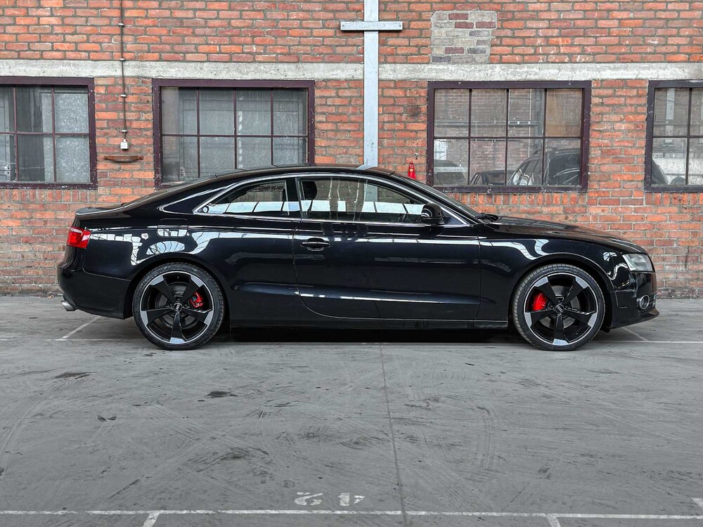 Audi - A5 Coupe - 3.2 FSI quattro - Car