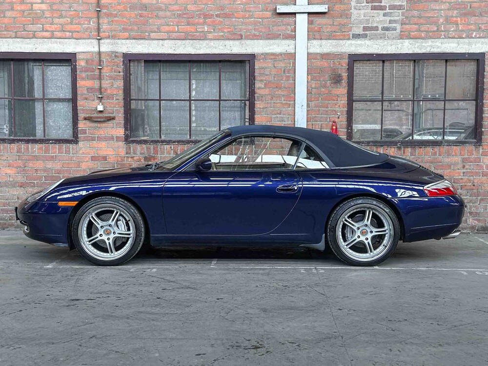 Porsche 911 Carrera 4 996 Cabriolet 3.4 300hp 2001 Youngtimer