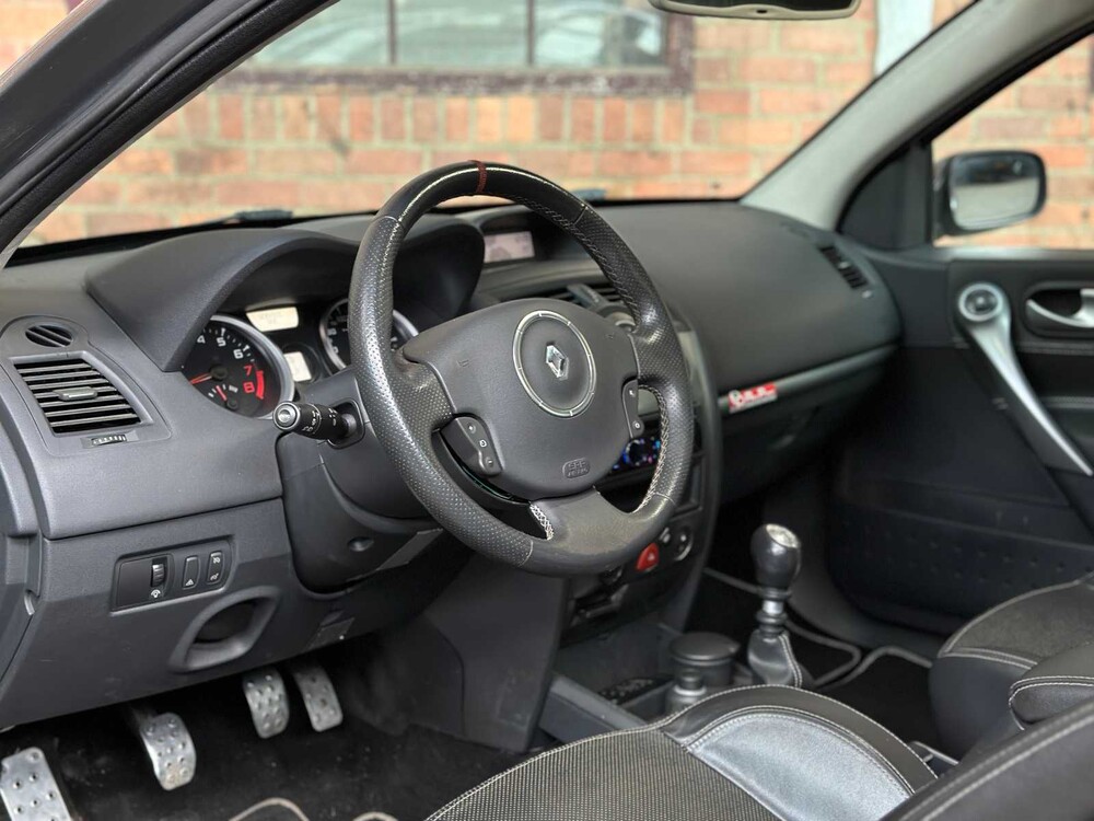 Renault Sport Megane RS type 2 phase II 3-DRS 2.0 turbo 224hp 2008 Youngtimer