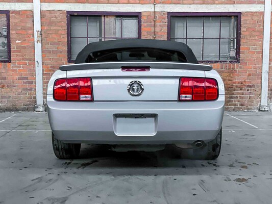 Ford Mustang Cabriolet 4.0 V6 213PS 2008 Youngtimer