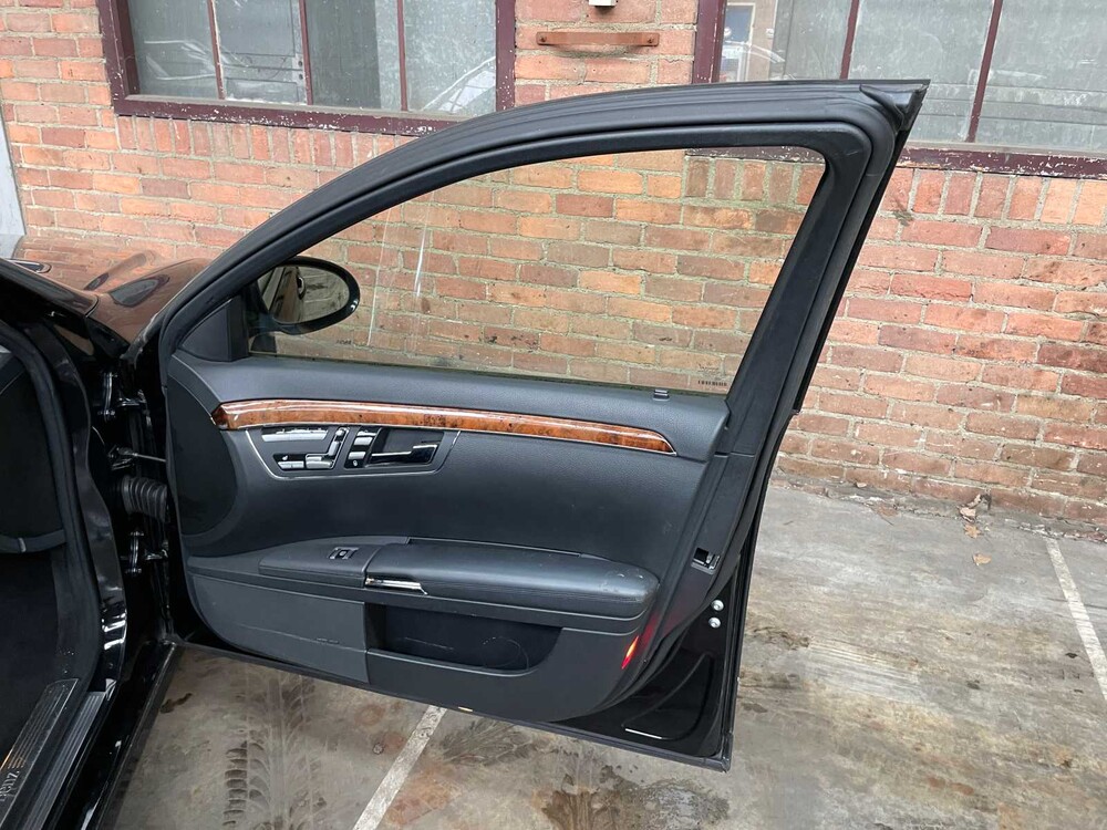 Mercedes-Benz S500 BRABUS 5.5 V8 388hp 2006 S-Class Youngtimer