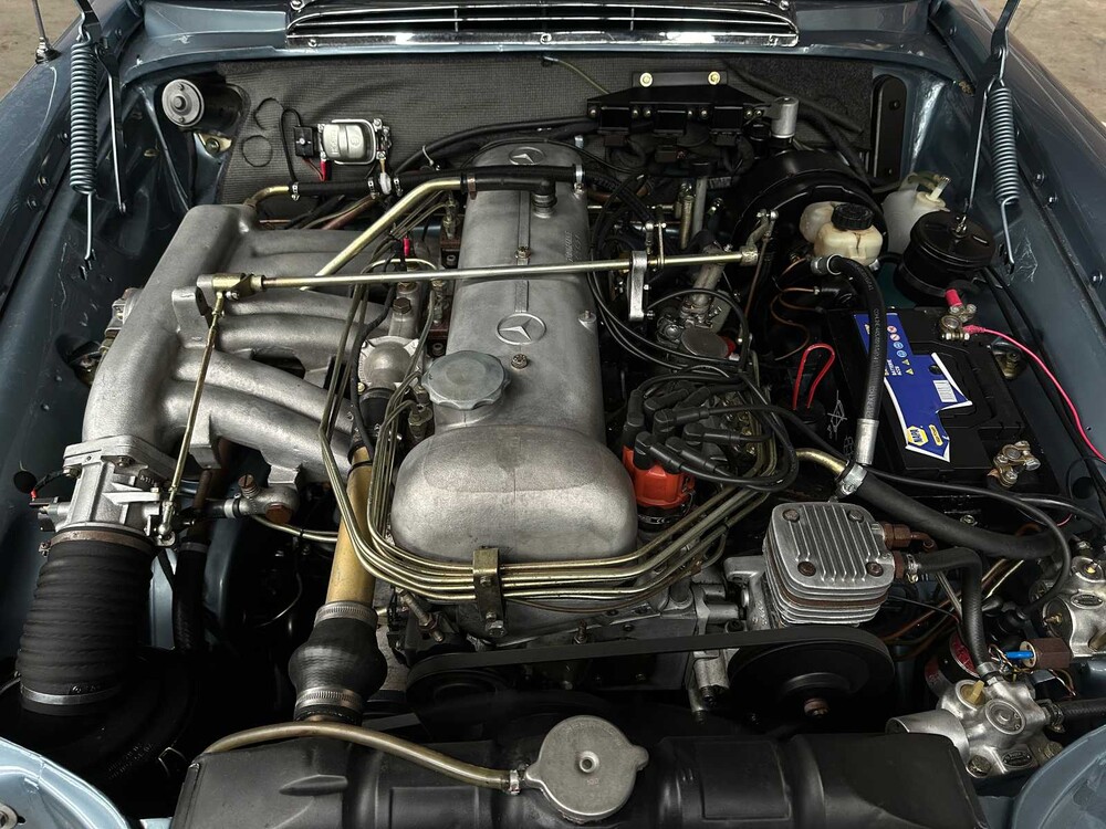 Mercedes-Benz 300SE Cabriolet W112 3.0 163hp 1964 300 series, AR-38-24