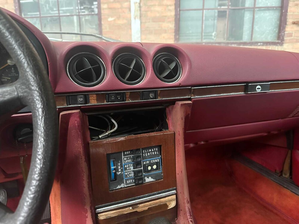 Mercedes-Benz SL450 4.5 V8 225hp 1979 SL-Class