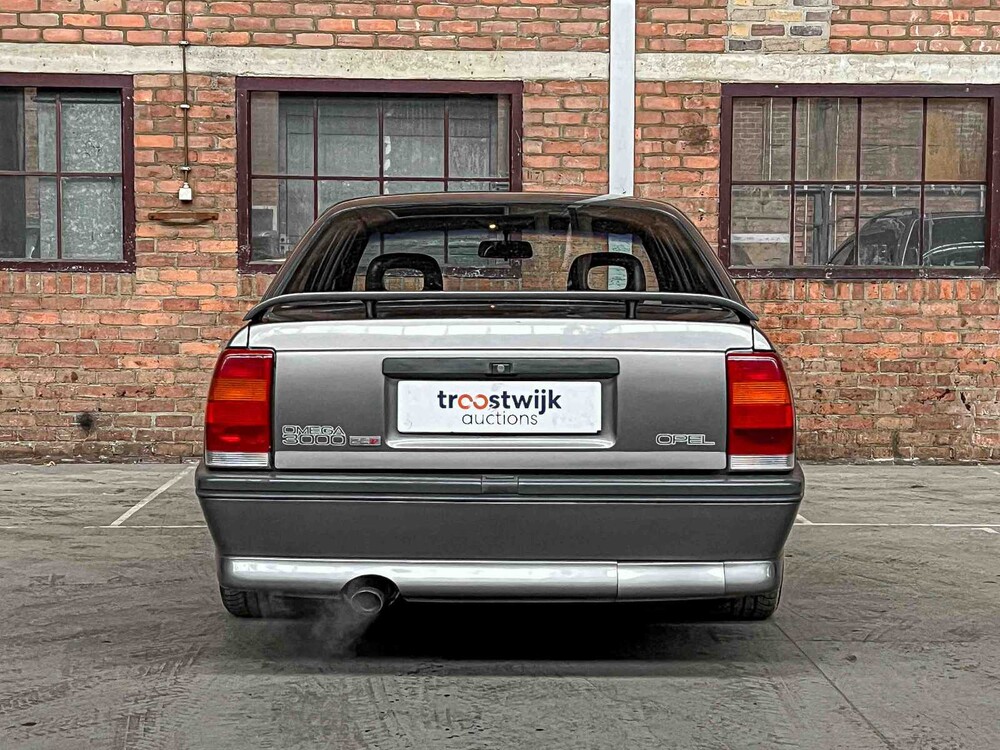 Opel Omega 3000 24v 204hp 1989