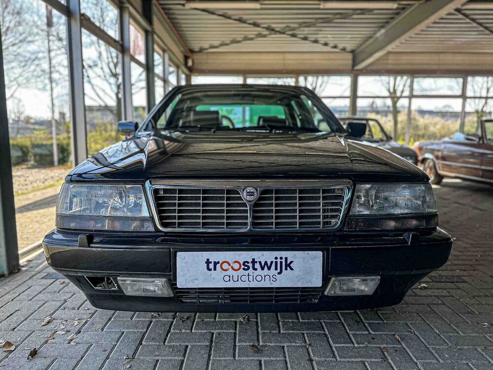 Lancia Theme 3.0 8.32 Ferrari 202hp 1989