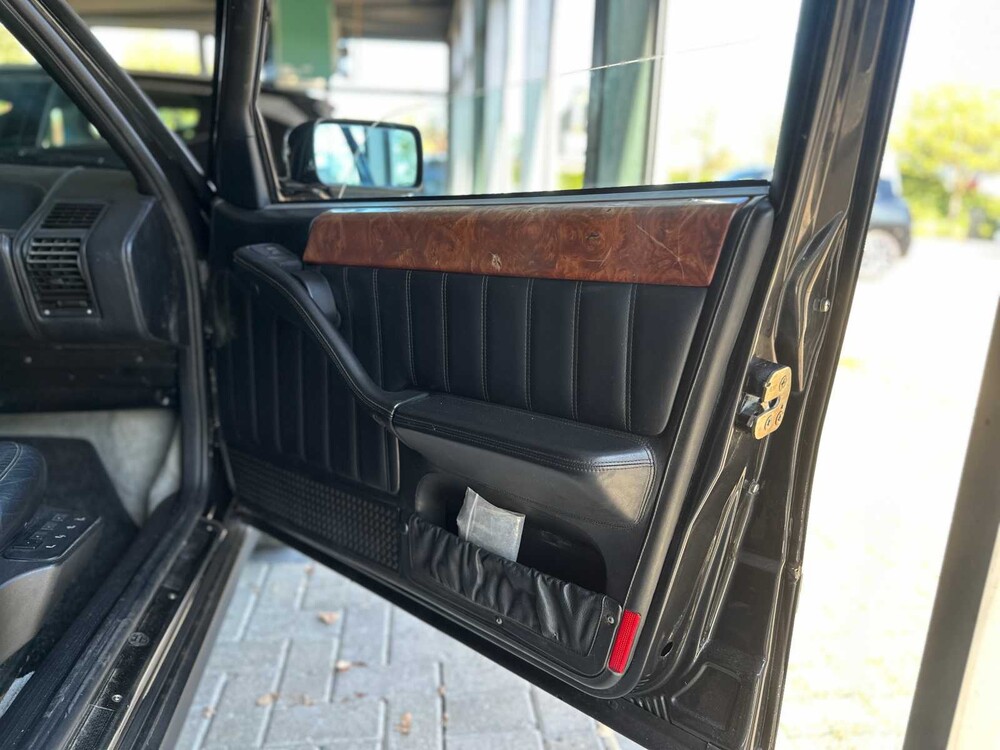 Lancia Theme 3.0 8.32 Ferrari 202hp 1989