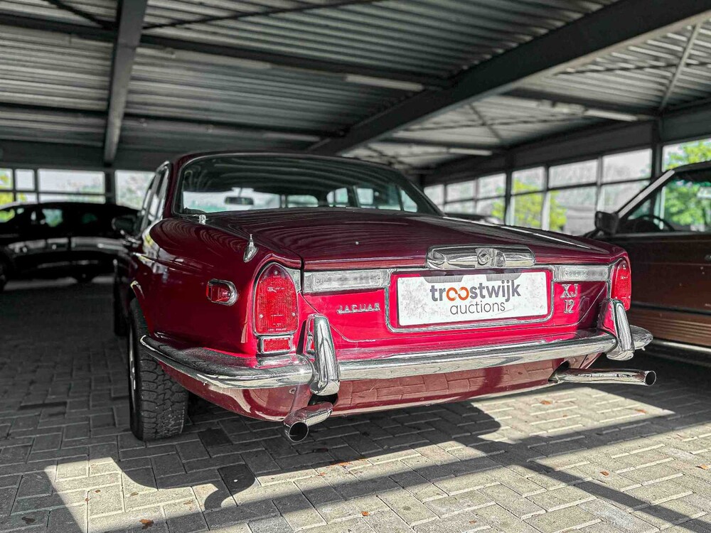 Jaguar XJ12 5.3 V12 Series 1 265hp 1973