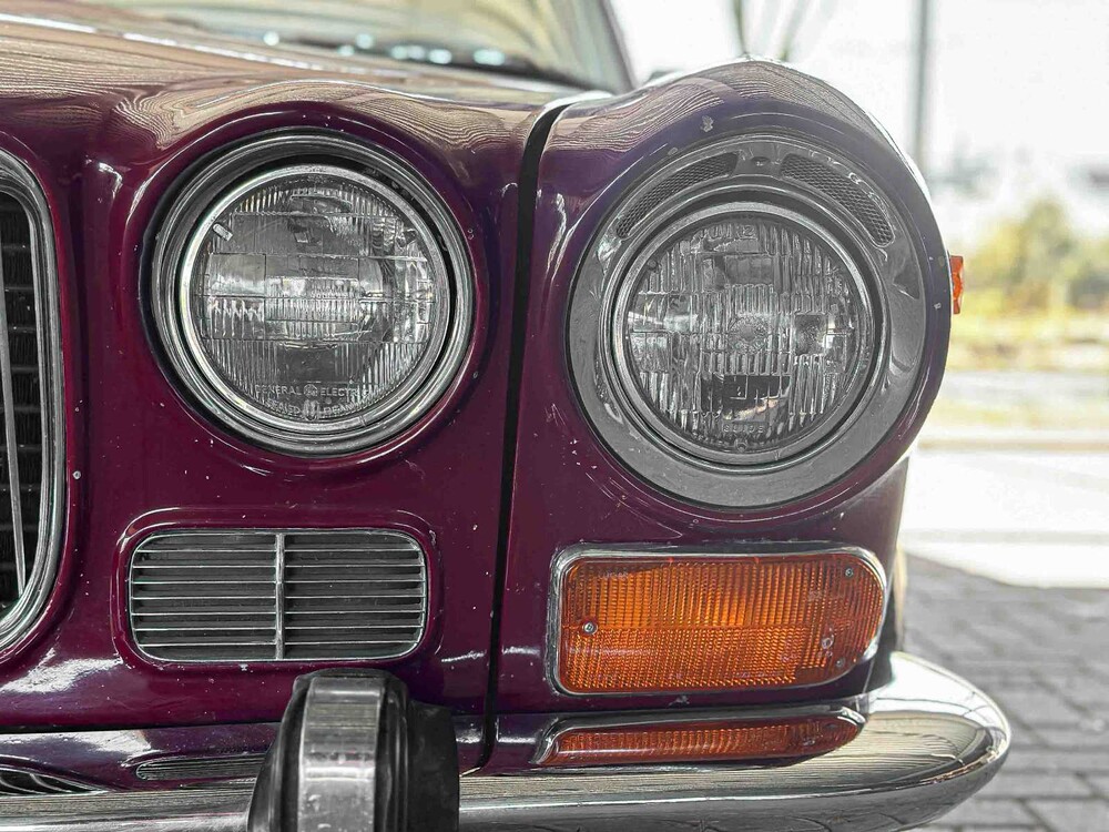 Jaguar XJ12 5.3 V12 Series 1 265hp 1973