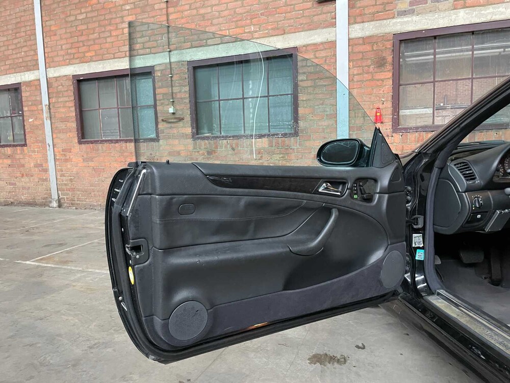 Mercedes-Benz CLK55 AMG 5.4 V8 347hp 2001 Youngtimer