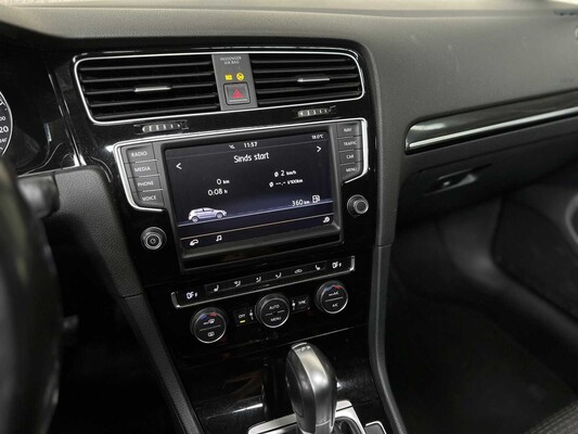 Volkswagen Golf 1.4 TSI ACT Business Edition 150pk 2015, 7-ZKB-17