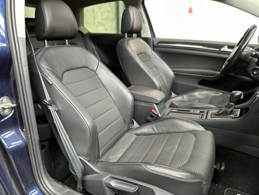Volkswagen Golf 1.4 TSI ACT Business Edition 150pk 2015, 7-ZKB-17