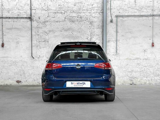Volkswagen Golf 1.4 TSI ACT Business Edition 150pk 2015, 7-ZKB-17