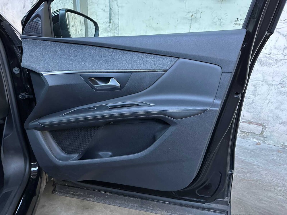 Peugeot 3008 1.2 PureTech BL Prem 131hp 2020, G-568-ZG