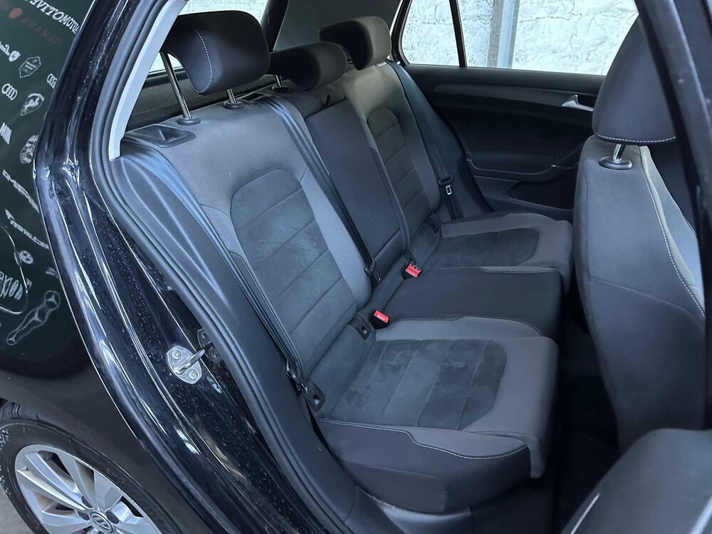 Volkswagen Golf 1.5 TSI CL Bns 131hp 2020, G-769-ZZ