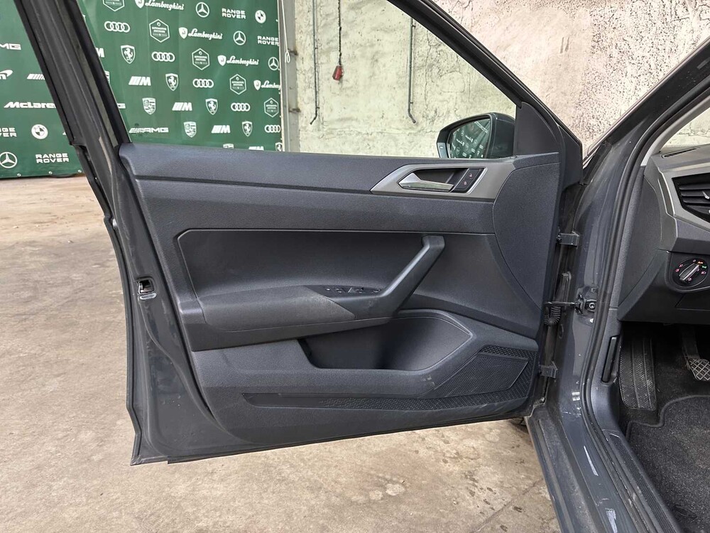 Volkswagen Polo 1.0 TSI Comf.l. Bus. 95pk 2021, K-815-TX