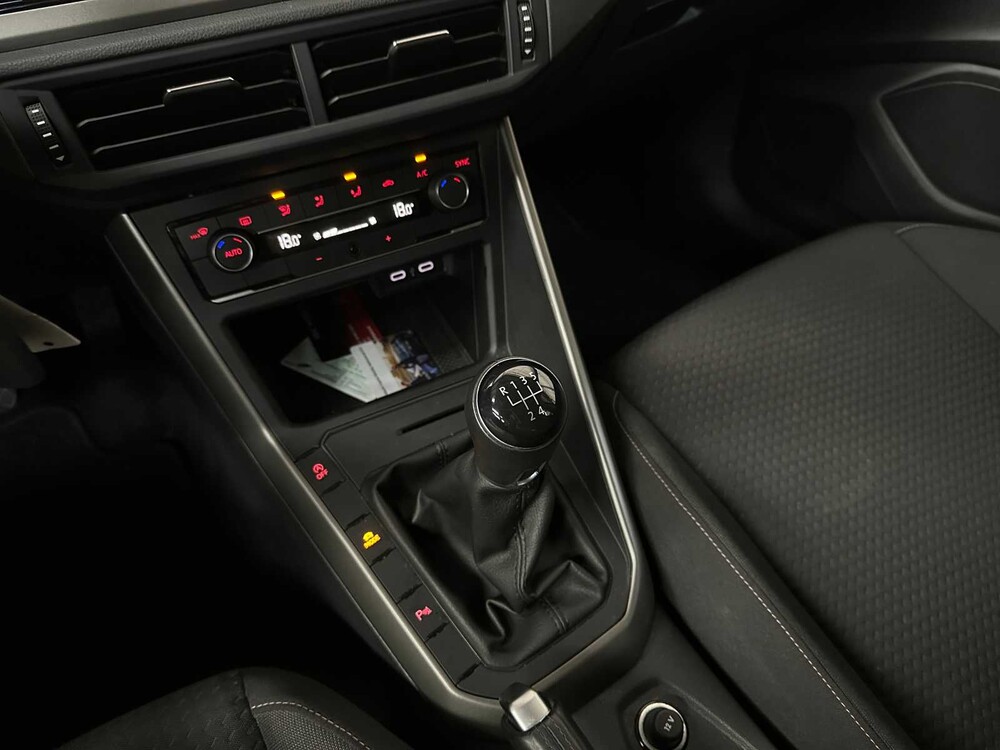 Volkswagen Polo 1.0 TSI Comf.l. Bus. 95pk 2021, K-815-TX