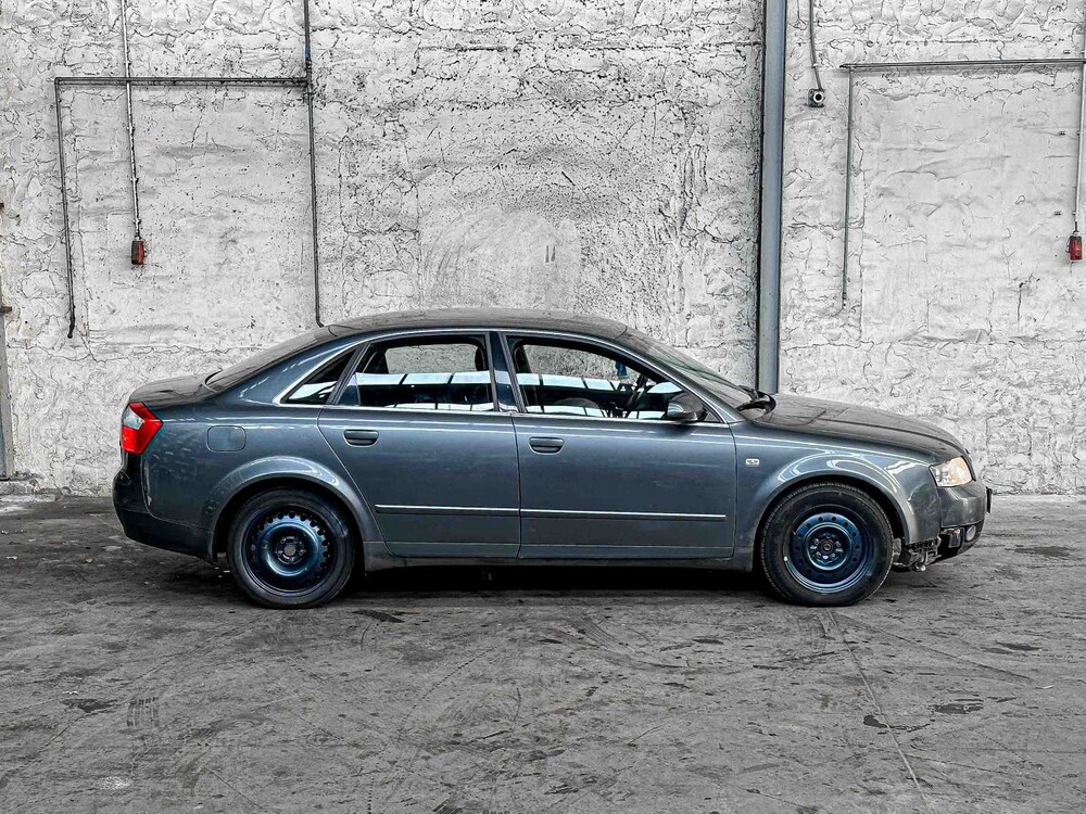 Audi A4 Limousine 2.0 FSI 150pk 2002 75-JZ-RP