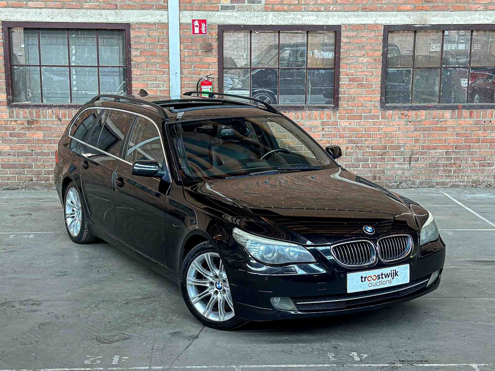 BMW 525i Touring Executive 218pk 2009 5-serie E61, 02-LRN-4
